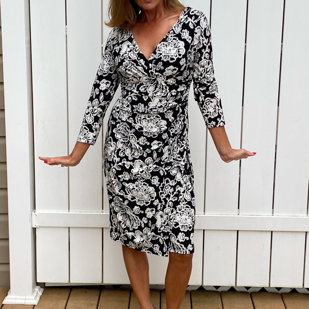 Lauren Ralph Lauren 3/4 sleeve dress. Size 4.